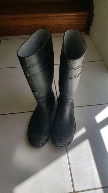 bata work boots bunnings